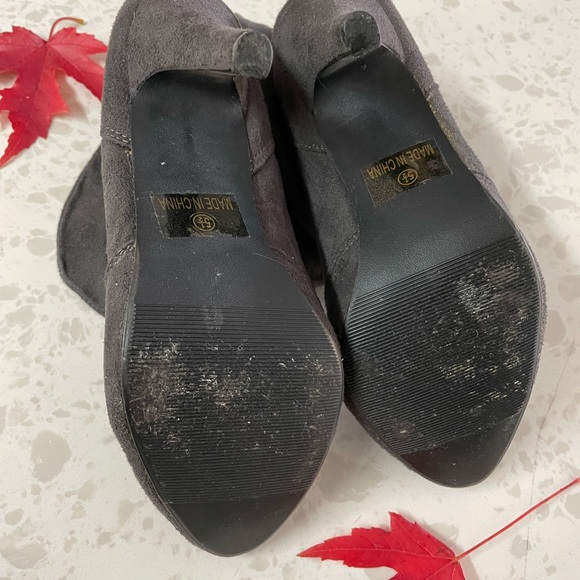 Gray 5.5 Suede like short boots with 4” heels. Fold down or wear up. - Picture 3 of 7